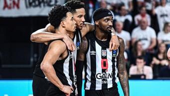 Beşiktaş potada lige galibiyetle döndü... Beşiktaş GAİN - Petkim Spor maç sonucu 81-69