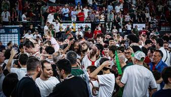 Karşıyaka Basketbol'dan tarihi galibiyet!