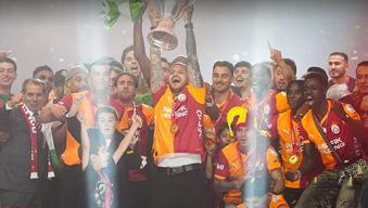 Galatasaray kupasına kavuştu! 26. şampiyonluk büyük coşkuyla kutlandı