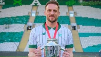 Bursaspor'dan bir imza daha! Anıl Atağ’ın sözleşmesi uzatıldı...