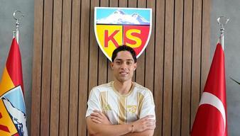 Kayserispor, Talha Sarıarslan ile 3 yıllık sözleşme imzalandı