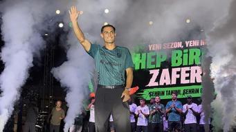 Kocaelispor forma tanıtımı organizasyonunda transfer açıkladı