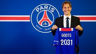 PSG, Belçikalı futbolcu Mika Godts'u transfer etti