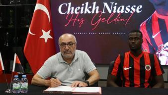 Gençlerbirliği Cheikh Niasse'yi kadrosuna kattı