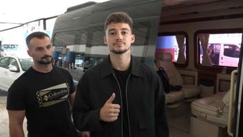 Trabzonspor, yeni transferi Ernest Muçi’yi Trabzon’a getirdi