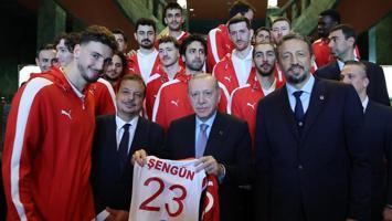 Hidayet Türkoğlu'ndan Ergin Ataman açıklaması! Yola devam, hedef Dünya Kupası