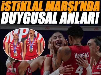 İstiklal Marşı sırasında Filenin Sultanları duygulandı!