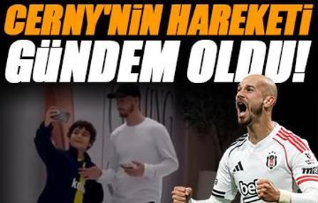 Vaclav Cerny'nin hareketi gündem oldu: Fenerbahçe armasını eliyle kapattı