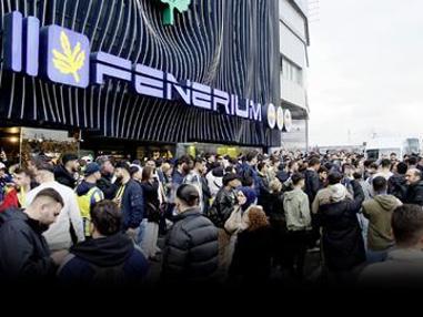 Fenerbahçe rekor kırdı: Resmi siteden açıklandı