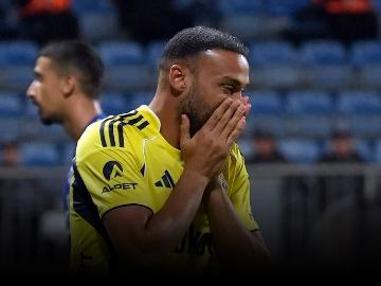 Fenerbahçe'de Cenk Tosun sessizliğini bozdu! Kadro dışı kararını eleştirdi