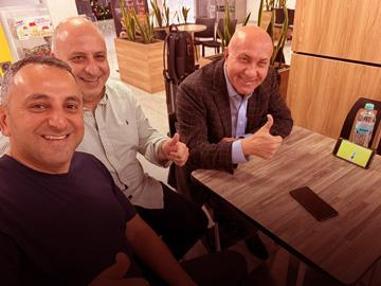 Yüksel Yıldırım, Samsunspor-AEK maçını Kolombiya'da izledi: Havalimanında telefon detayı