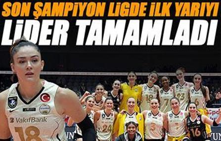 Son şampiyon VakıfBank ligde ilk yarıyı yenilgisiz lider tamamladı