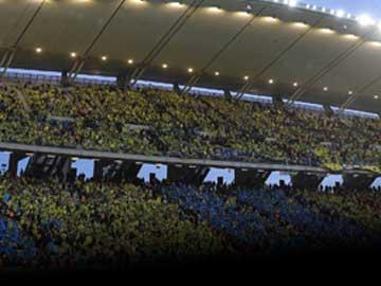 Fenerbahçeli taraftara dağıtılan yağmurlukların fiyatı belli oldu