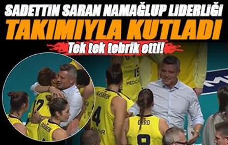 Fenerbahçe Başkanı Sadettin Saran sahaya inerek takımını kutladı