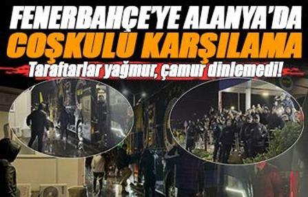 Fenerbahçe kafilesi Fenerbahçe, Alanya'da