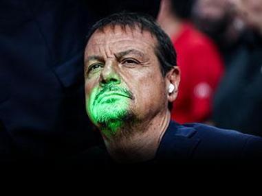 Ergin Ataman oyuncularına patladı! 'Hak etmiyorlar...'