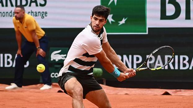 Alcaraz cruised in French Open first round, surprised at his own level!