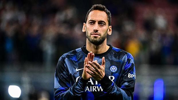 Hakan Çalhanoğlu'nun eşi paylaştı: 'Pişman olma'