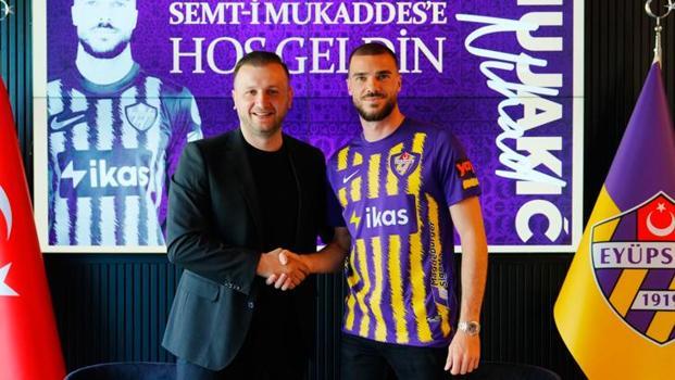 Eyüpspor, Nihad Mujakic'i kadrosuna kattı