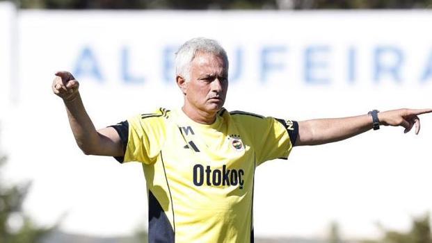 Fenerbahçe, yeni sezon hazırlıklarına devam etti