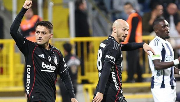 Cengiz Ünder, Beşiktaş'ta parlamaya devam ediyor! Yine gol attı...