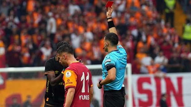 Göztepeli Malcolm Bokele'nin Galatasaray maçında gördüğü kırmızı karta Deniz Çoban yorumu