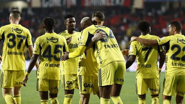 Fenerbahçe defeated Gaziantep FK 4-0 away