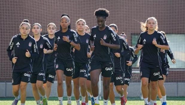 Beşiktaş'ta Burak Sidar gitti, Sarp Yiğit geldi