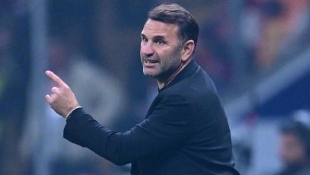 Okan Buruk: Hakemler oyunu durdurmaya bayılıyor