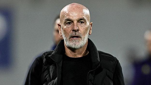 Fiorentina'da Stefano Pioli dönemi sona erdi! Edin Dzeko ile tartışmıştı...