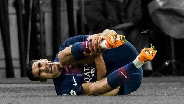 Unforgettable Match in the Champions League! Star Player Leaves the Pitch in Tears...