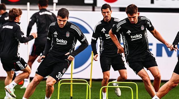 Beşiktaş'ta Rafa Silva antrenmana katılmadı