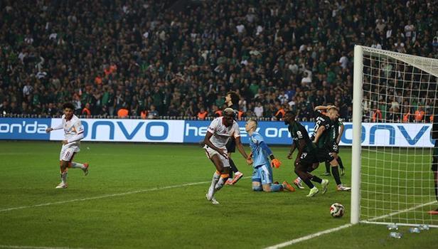 Çok konuşulacak pozisyon! İşte Galatasaray'ın iptal edilen golü