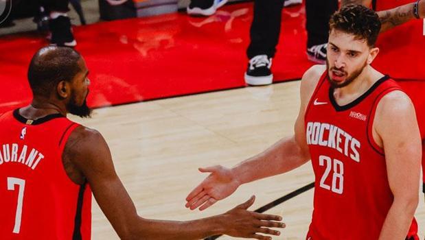 Alperen Sengun was again the hero of the night in the NBA! First he extended the game, then he played a leading role in the win