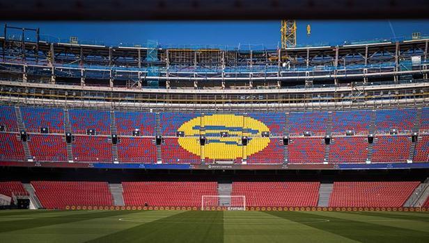 Barcelona, Camp Nou'ya geri döndü!