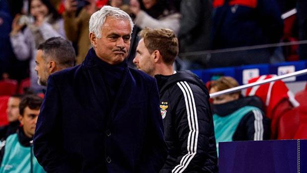 Jose Mourinho'nun Benfica'sı Şampiyonlar Ligi'nde ilk kez kazandı | Maç sonucu Ajax - Benfica: 0-2
