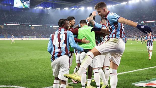 Geri dönüş serisini sürdüren Trabzonspor’un zirve inadı devam ediyor