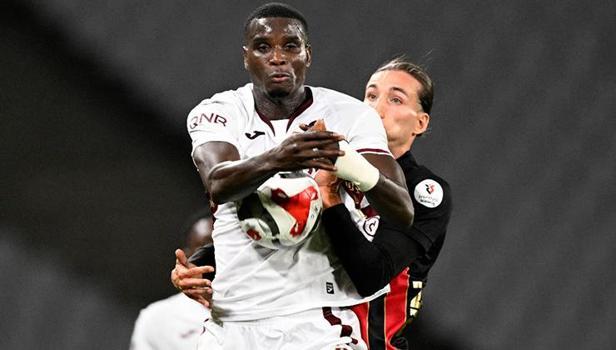 Trabzonspor'da Onuachu ilk geldiği sezonu geçebilir