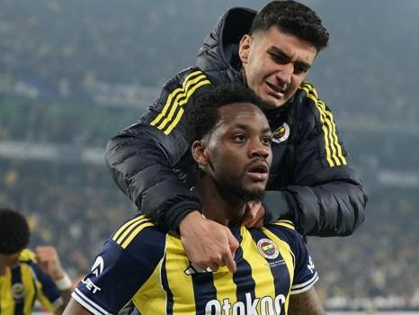 Fenerbahce's superhero in the derbies Jhon Duran!