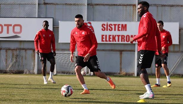 Sivasspor’da İstanbulspor maçı hazırlıkları sürüyor