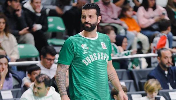 Galatasaray'dan resmi açıklama! Göksenin Köksal ve taşlı saldırı