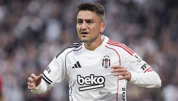 Beşiktaş'ta sakatlık şoku! Yıldız oyuncu devam edemedi