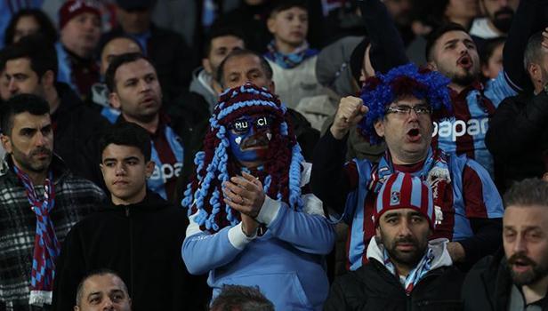 Trabzonspor-Beşiktaş maçına yoğun ilgi!
