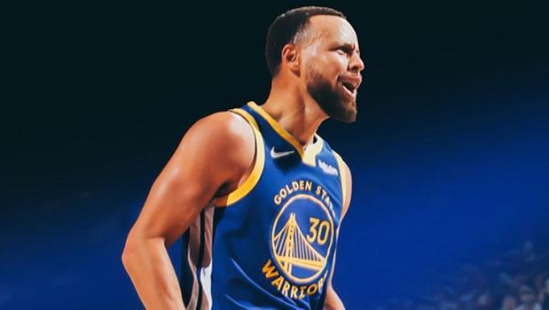 Stephen Curry's historic record not enough for Warriors