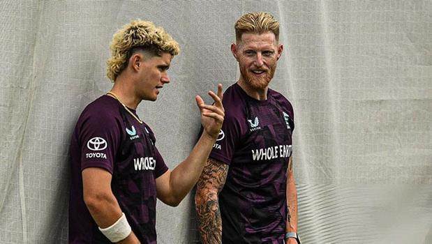 Stokes takes playful swipe at former captain ahead of Adelaide Ashes toss