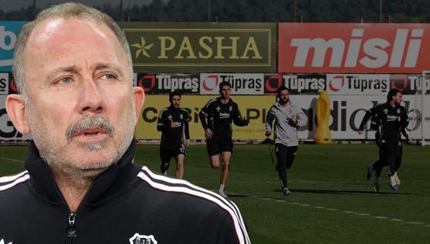 Beşiktaş'ta ayrılık kararı! Artık ipler koptu