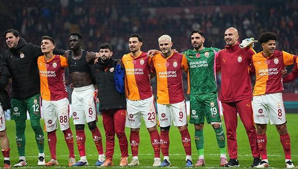 Galatasaray ilk yarıyı lider tamamladı