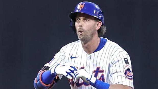 Mets Continue Roster Overhaul, Trade Jeff McNeil to Athletics