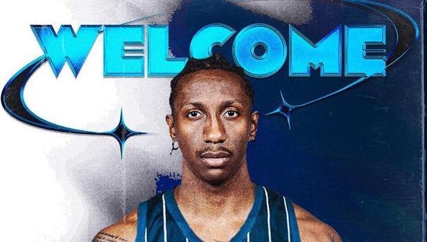 Anadolu Efes transfers Saben Lee