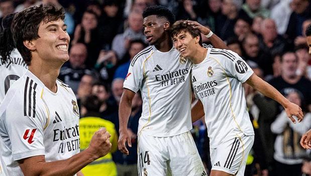 (ÖZET) Gonzalo Garcia hat-trick yaptı! Real Madrid evinde farklı kazandı | Real Madrid - Real Betis maç sonucu: 5-1